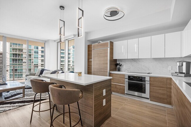 Building Photo - 1100 S Miami Ave