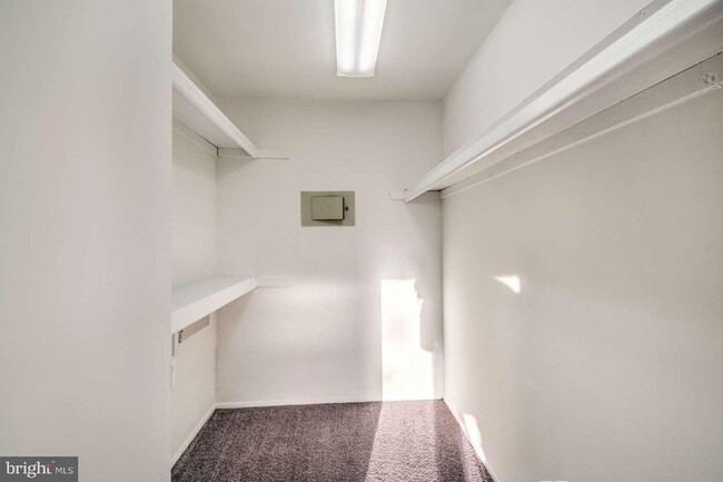 Building Photo - 1302 Maresfield