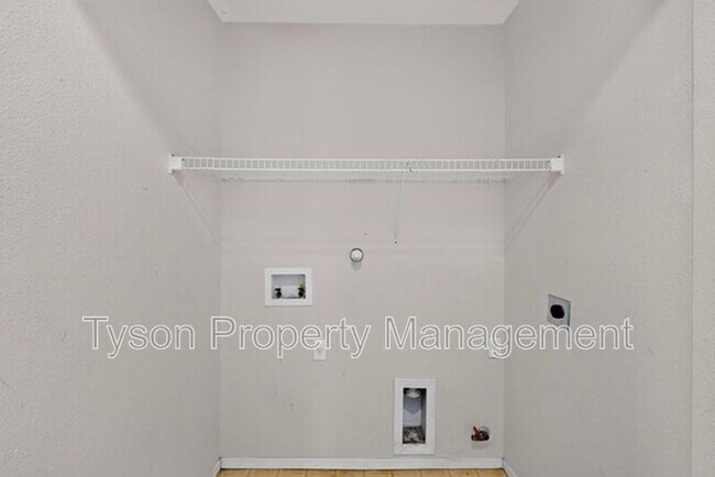 Building Photo - 1609 Rolling Rock Pl SW