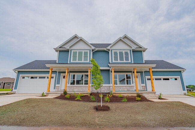 Building Photo - 291 N Bergamont Blvd