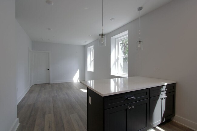 Interior Photo - The Allengrove