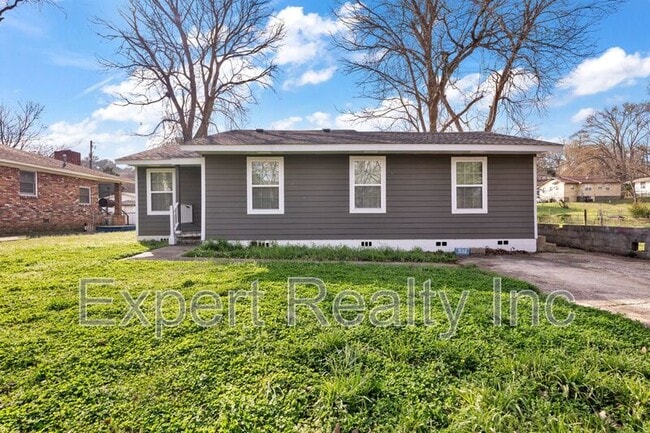 Building Photo - 532 Athens Ct