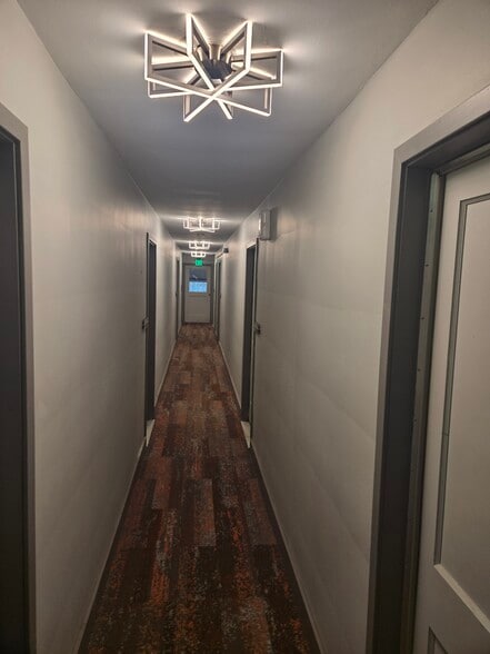 Building Photo - 29 Chapman St