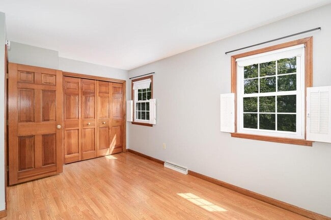 Building Photo - 614 Park Ridge Dr