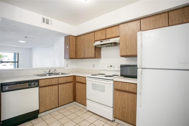 Building Photo - 2727 Gray Fox Ln