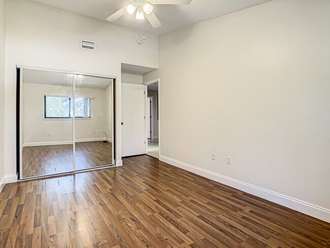 Building Photo - 4800 Rilma Ave