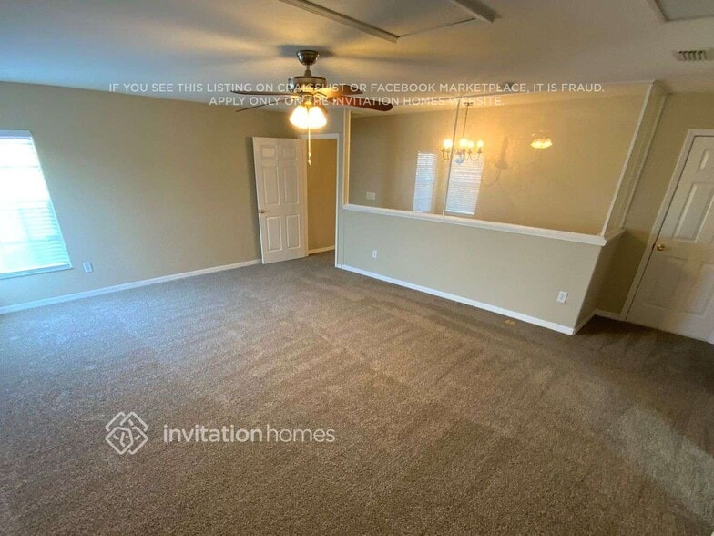 Building Photo - 4393 85th Ave Cir E