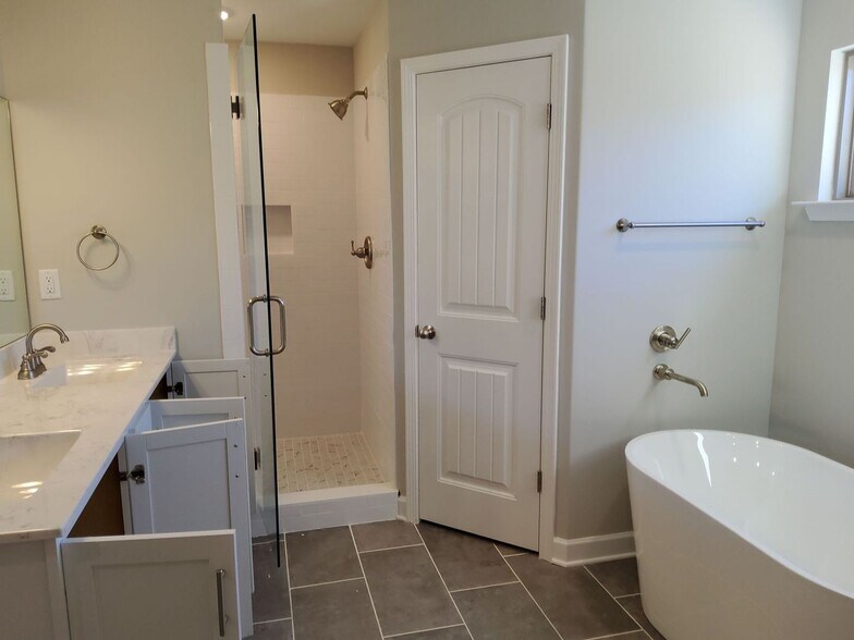 Building Photo - New Build in Oakland, TN!