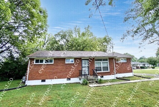 Primary Photo - 1014 Olympia Pl