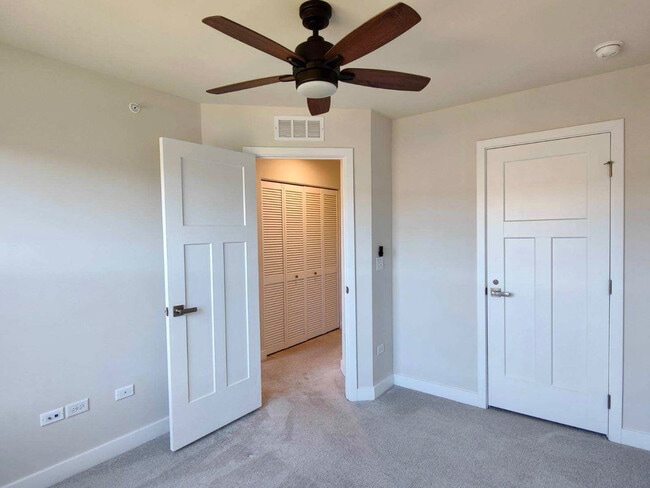 Building Photo - 319 Elm Ct.