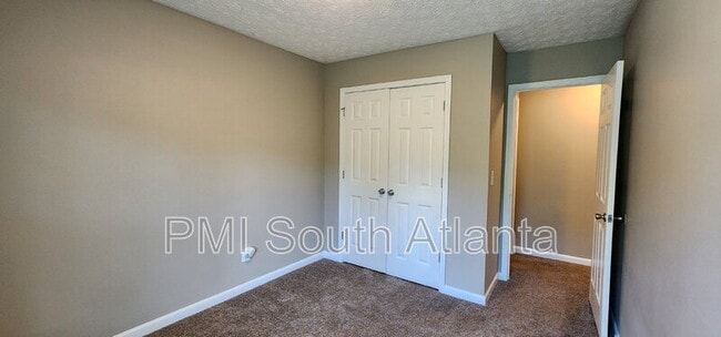 Building Photo - 1745 Carrington Dr