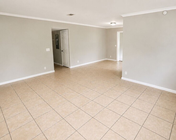Building Photo - 7528 Quitina Dr