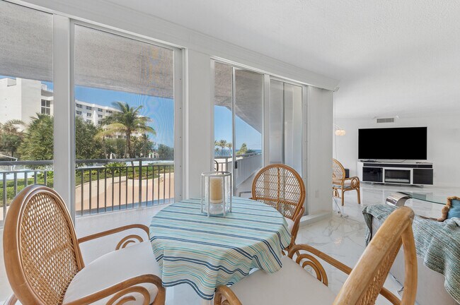 Building Photo - 3546 S Ocean Blvd