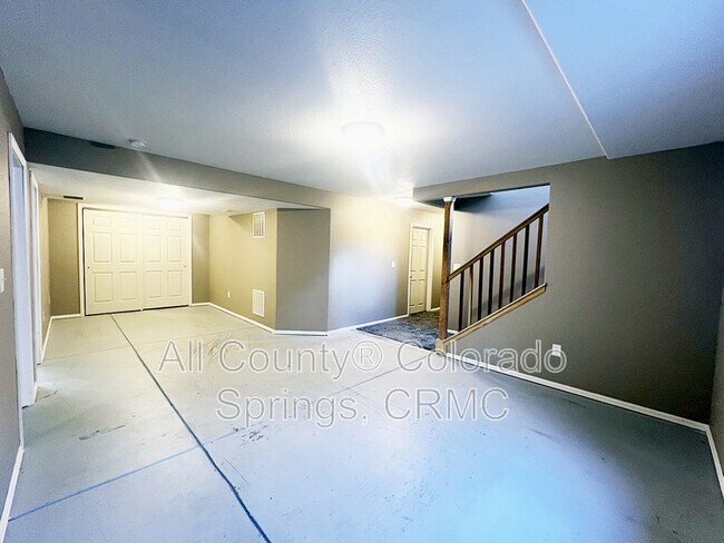 Building Photo - 14345 Woodrock Path