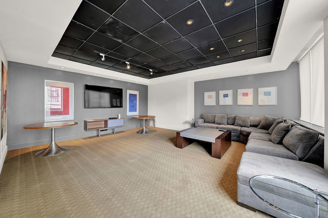 Building Photo - 655 W Irving Park Rd