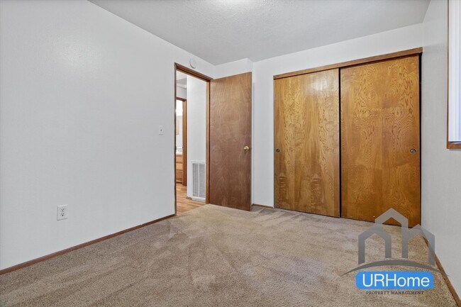 Building Photo - 436 SE 169th Ave