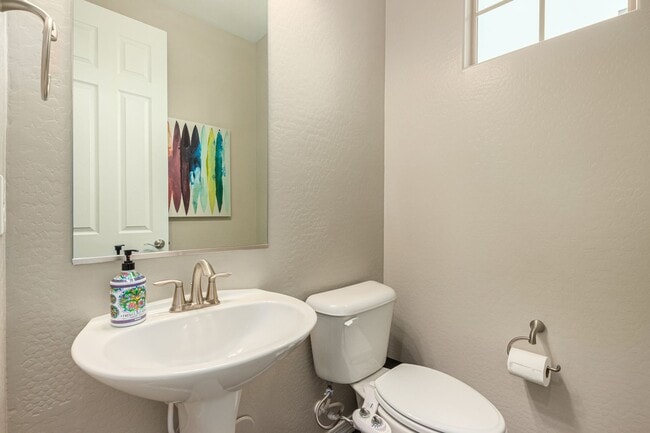 Building Photo - SONORAN FOOTHILLS 4 BEDROOM 2.5 SFH