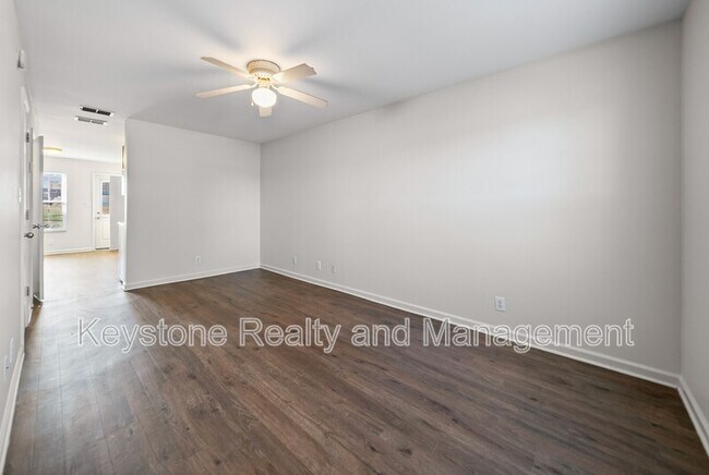 Building Photo - 3300 Royster Ln