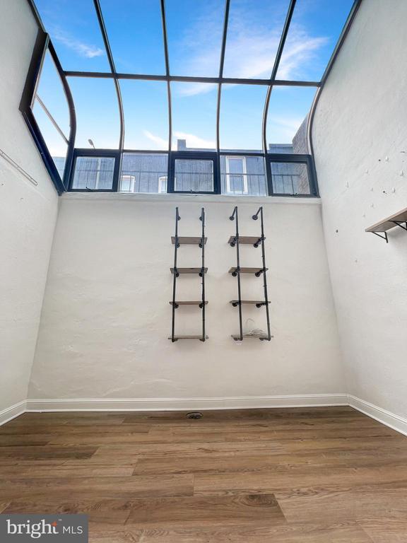 Building Photo - 1715 15th St NW
