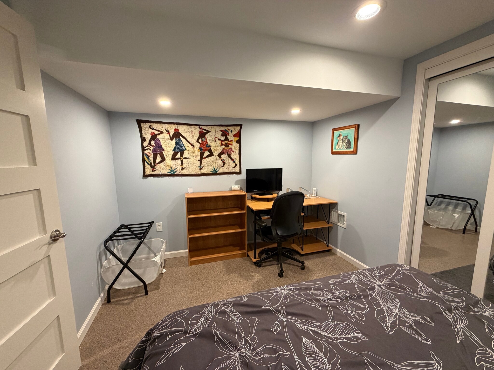 bedroom desk and shelf - 1622 Pear St