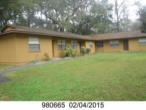 Building Photo - 20022 Suncrest Dr