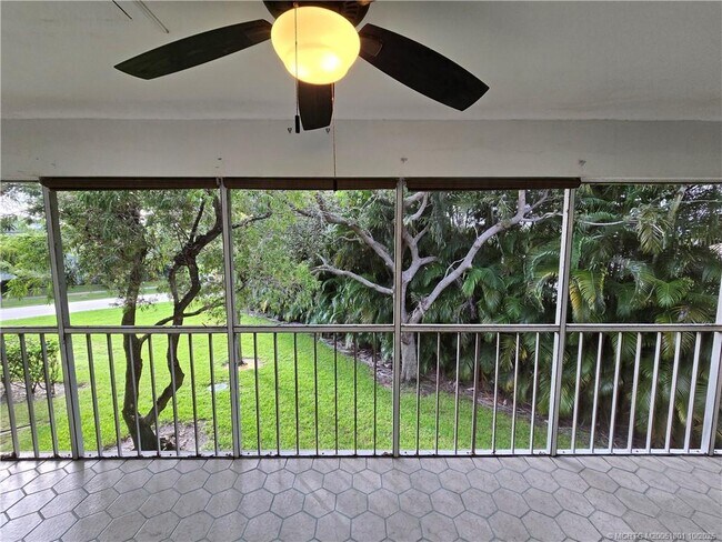 Building Photo - 3206 SE Aster Ln