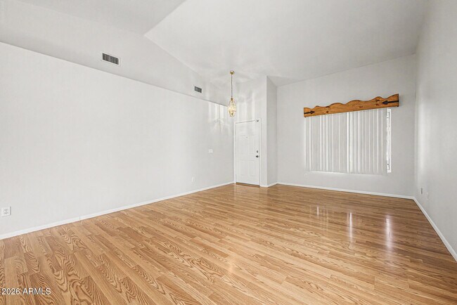 Building Photo - 9969 W MacKenzie Dr