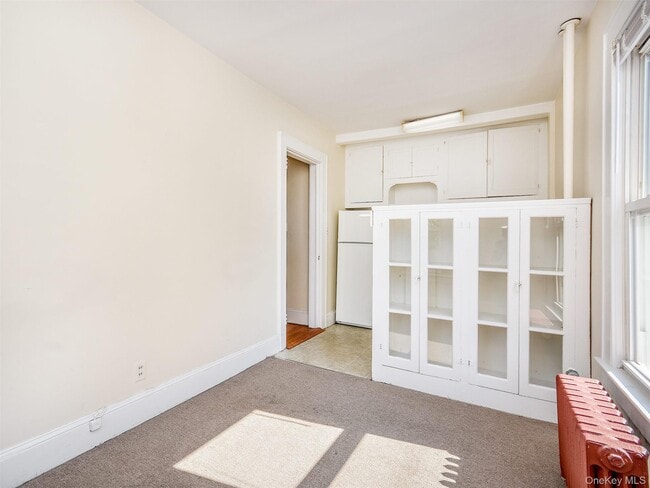Building Photo - 270 8th Ave