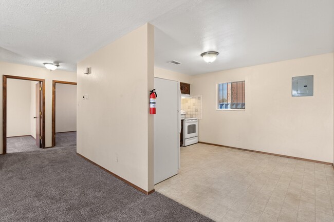 Building Photo - 5909 Berquist Pl NW