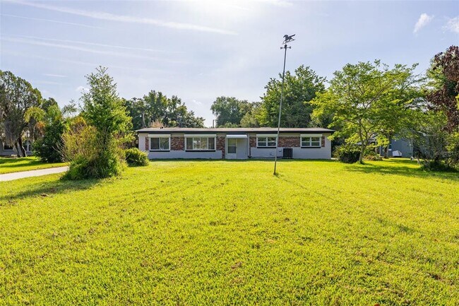 Building Photo - 930 Aultman Rd
