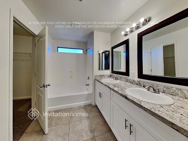 Building Photo - 6335 S Kimberlee Way