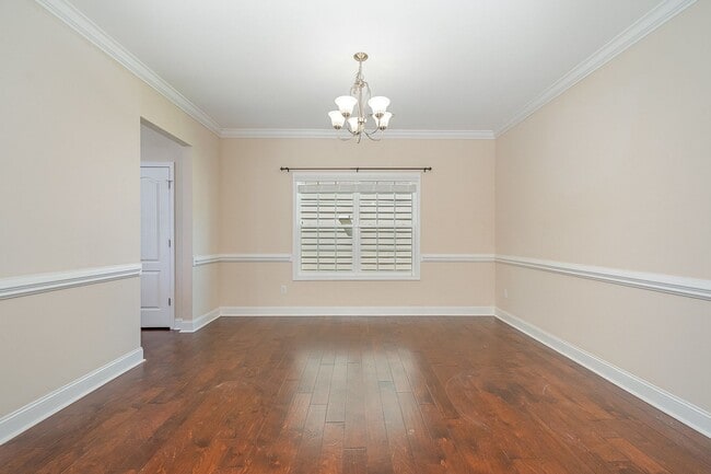 Building Photo - Gorgeous 5BR 3BA Home in Colfax