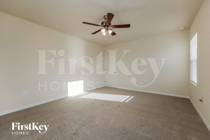 Building Photo - 1021 Anza Ave