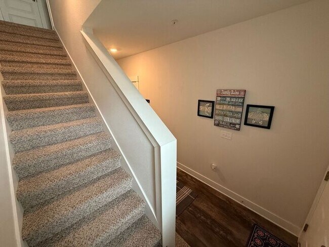 Building Photo - Pensacola - Admirals Quarters - 3 bedroom,...
