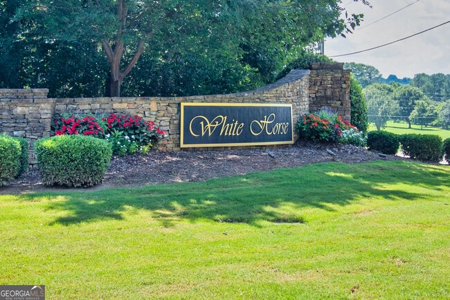 Building Photo - 4556 White Horse Dr