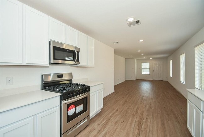 Building Photo - 4123 Saw Mill Peak Ln