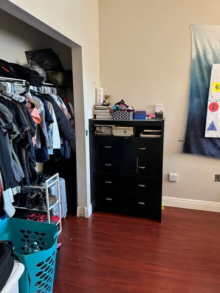 guest bedroom - 1881 NW 96th Ter