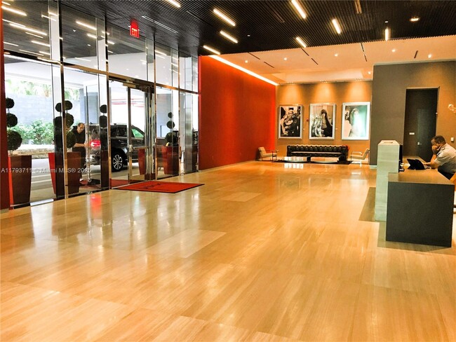 Building Photo - 1080 Brickell Ave
