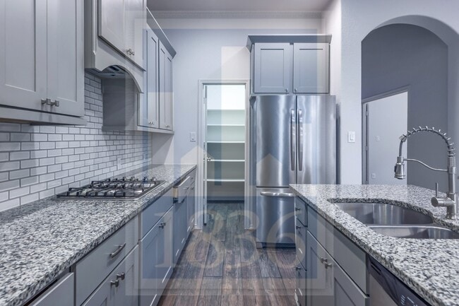 Building Photo - 308 Lacey Oak Lp