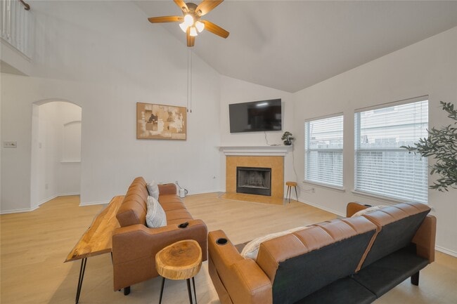 Building Photo - 9610 Beckwood Post Dr