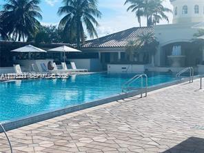 Building Photo - 20000 E Country Club Dr