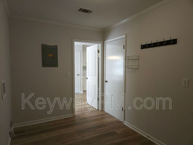 Building Photo - 4756 Red Leaf Way