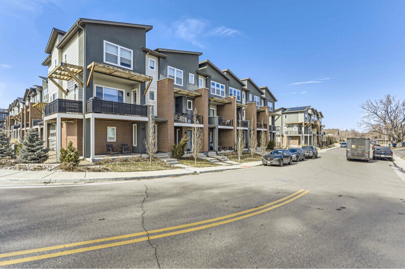 Building Photo - 4225 Yarrow St