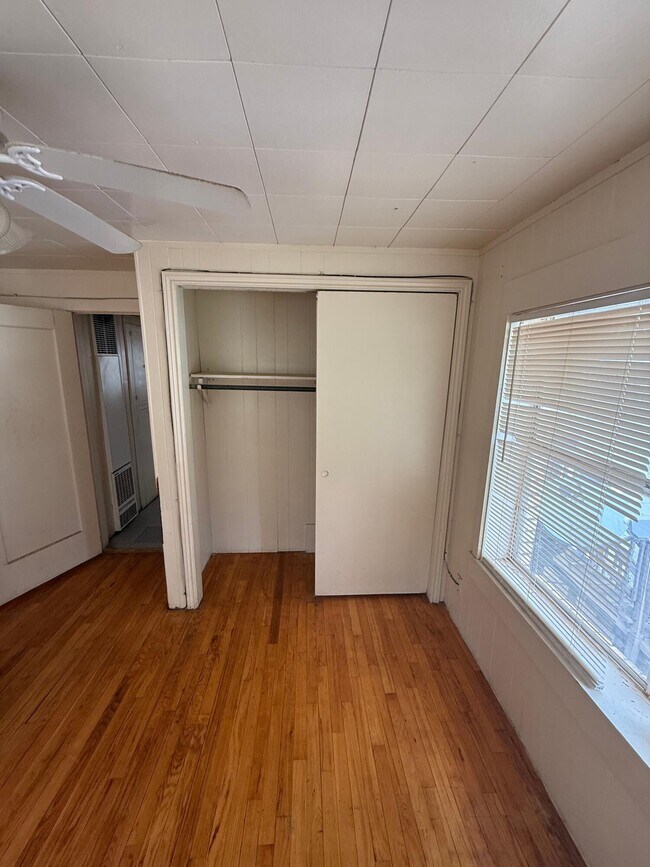 Building Photo - 1307 Avenue X