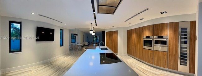 Building Photo - 223 NW 129th Ave