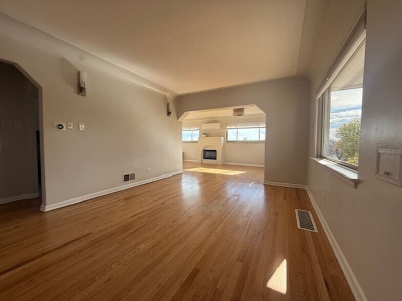 Building Photo - 314 Quitman St