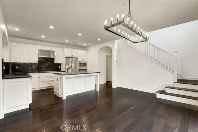 Building Photo - 28251 Via Del Mar