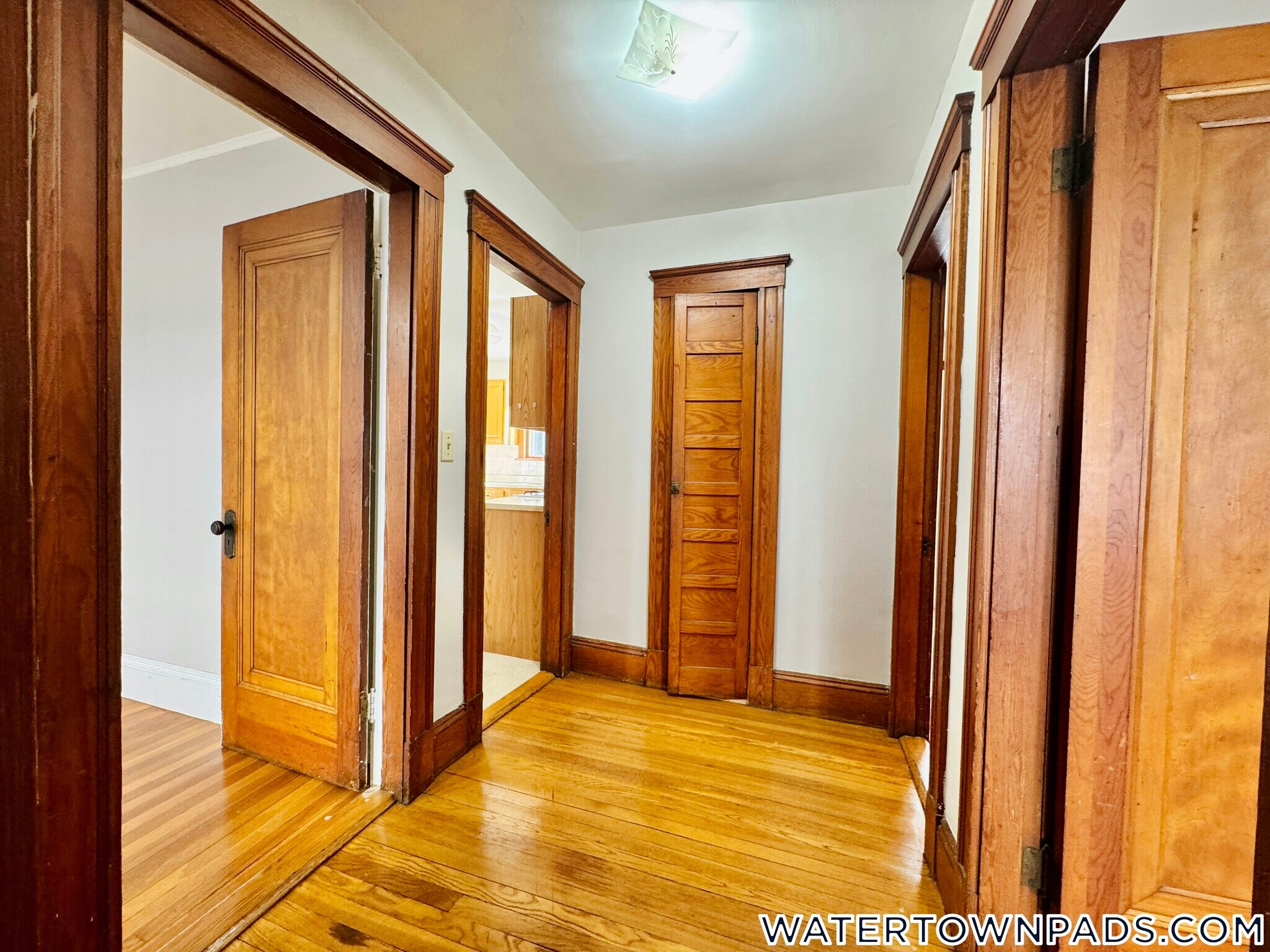 Building Photo - 137 Hillside Rd