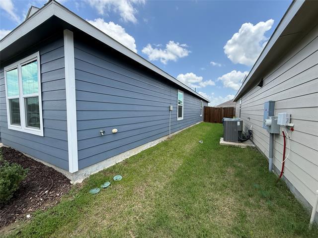 Building Photo - 6011 Determine Ln