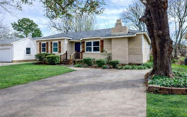 Building Photo - 1035 Blaylock Cir S